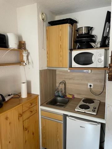 Studio Apartment อัลโลส ภายนอก รูปภาพ