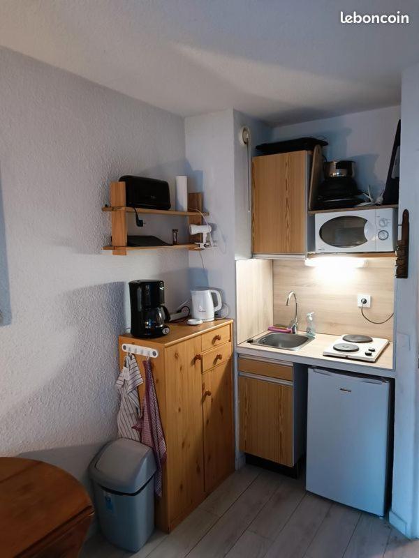 Studio Apartment อัลโลส ภายนอก รูปภาพ
