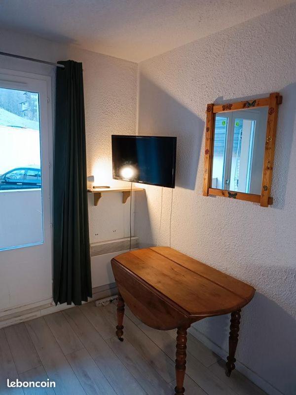 Studio Apartment อัลโลส ภายนอก รูปภาพ